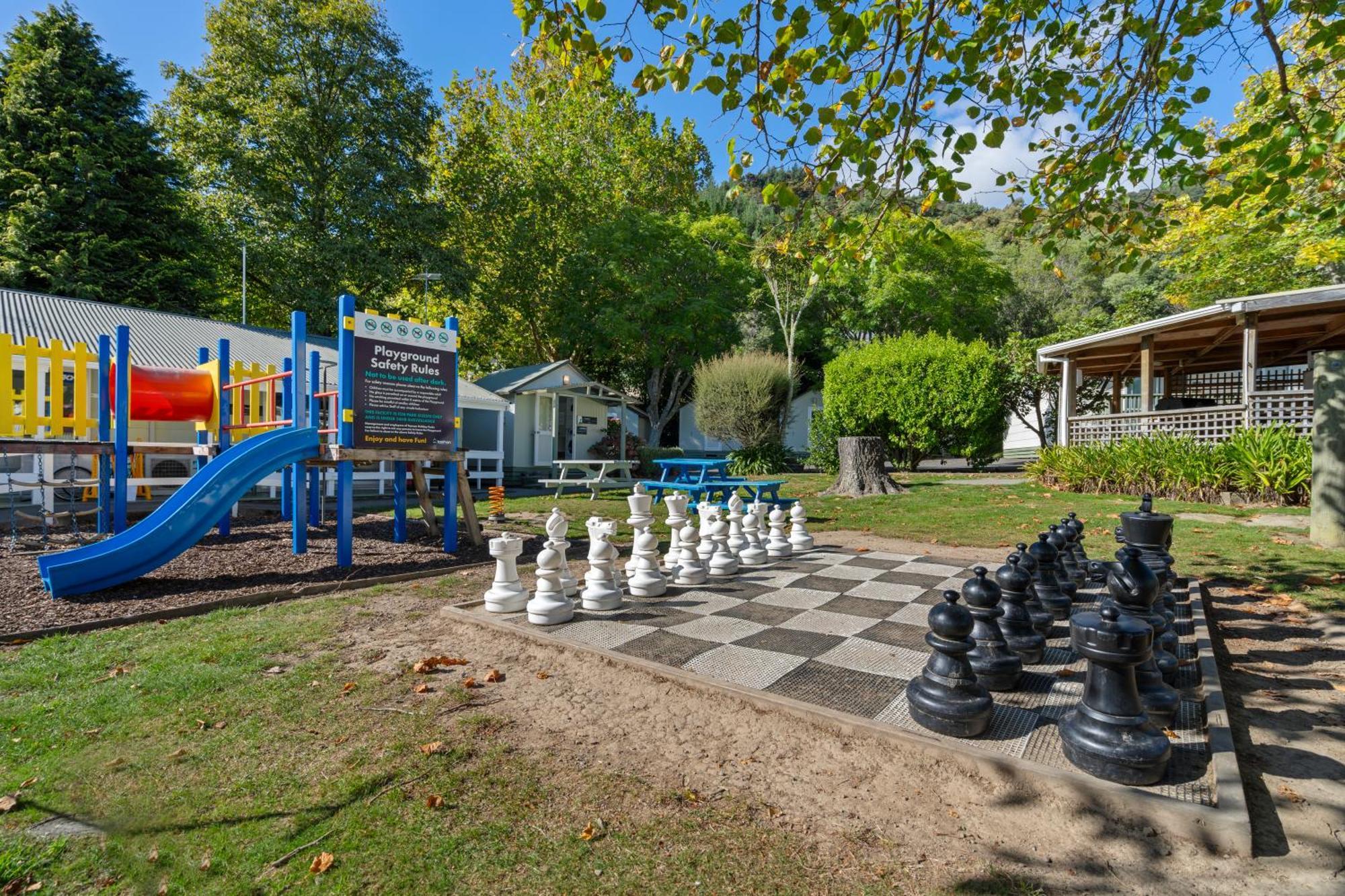 Tasman Holiday Parks Picton Exterior photo Playground at the station